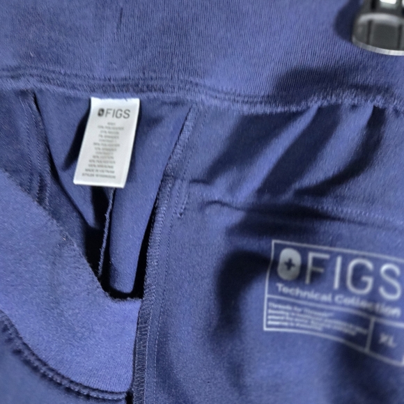 Figs Joggers Blue Size XL 29" Inseam Women Cargo Scrubs Snap Pockets Medical Vet - Picture 5 of 10
